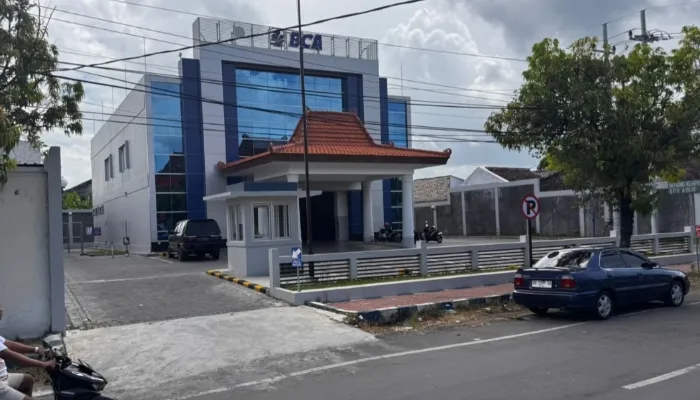 Saldo Nasabah BCA di Sumenep Raib Saat Gangguan QRIS, Korban Mengaku Rugi Jutaan Rupiah