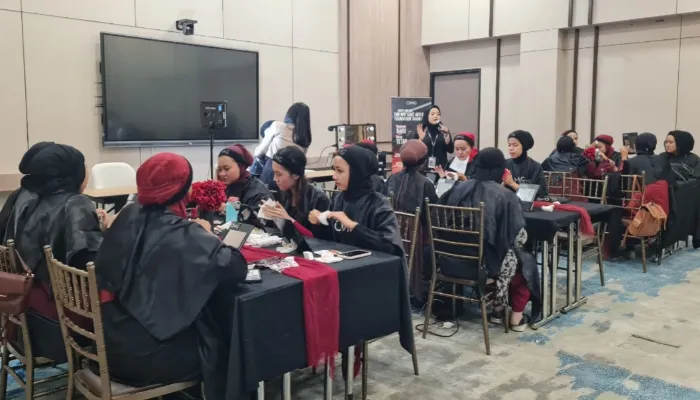 Myze Hotel Sumenep Gelar Beauty Class Korean Makeup Look Bersama OMG