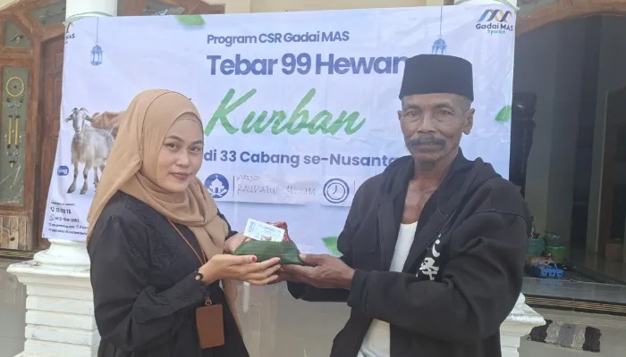 Kurban di Sumenep Dibungkus Daun Pisang, Warga Pilih Tinggalkan Plastik