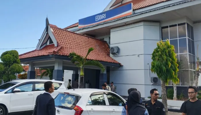 Kasus Kredit Fiktif di Sumenep Mengacu Aturan OJK: Mengapa BRI Tetap Wajib Ganti Rugi?