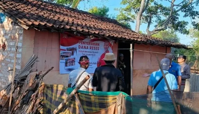 Said Abdullah Alokasikan Dana Reses untuk Bedah Rumah Warga Miskin di Talango