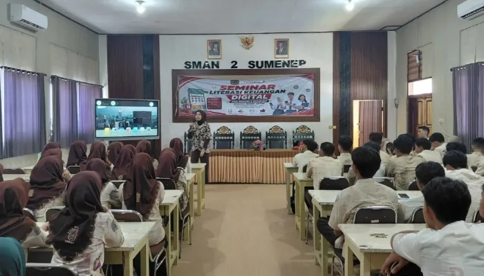 Dari Sekolah, Bank Jatim Sumenep Tanamkan Literasi Keuangan Digital
