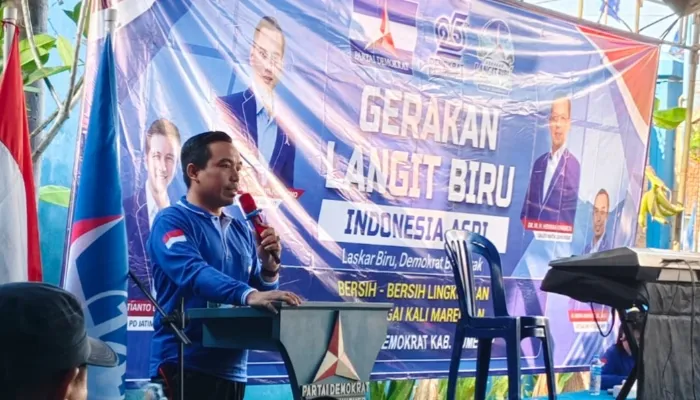 Langit Biru Indonesia Asri, Demokrat Sumenep Gerakkan Warga Bersihkan Kali Marengan 